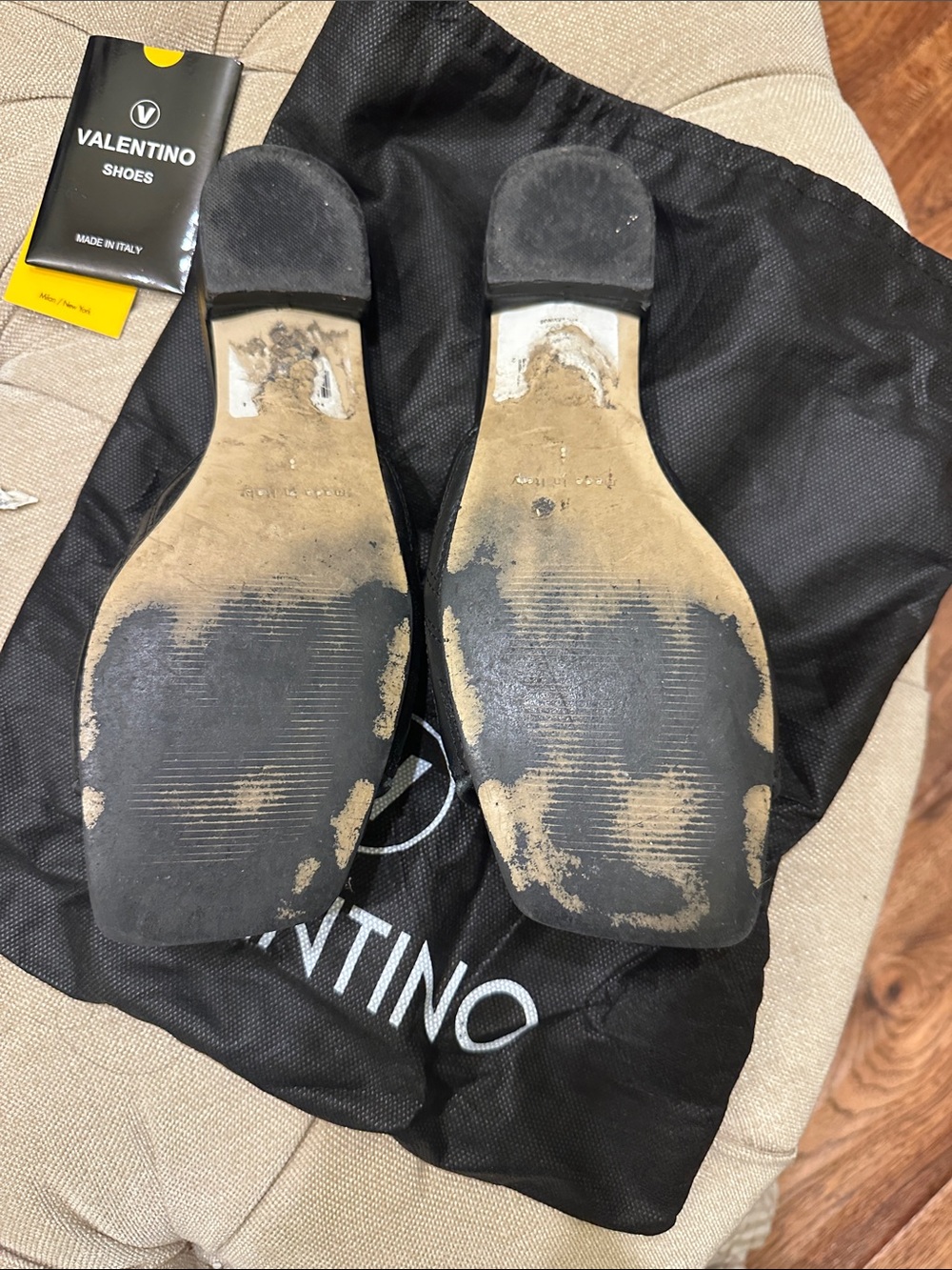 Valentino  Afrodite Black Quilted Leather Slides with Gold Logo Accent - Picture 2 of 6